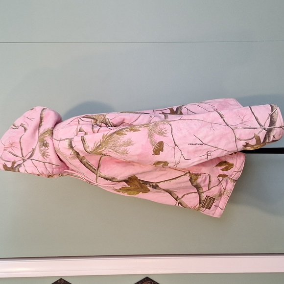 Schmidt Workwear Womens Pink Camouflage Real Tree Jacket Size Large - Picture 4 of 11